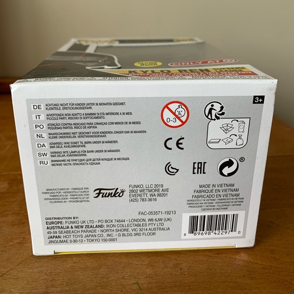 NIB Funko POP! Star Wars Kylo Ren Supreme Leader #308 - Picture 3 of 6